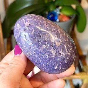 🍇Grape Agate Botryoidal Chalcedony Calmness Crystal Egg🍇